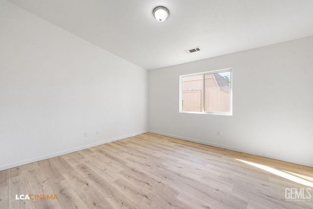 805 Price Street, Mc Farland, CA 93250