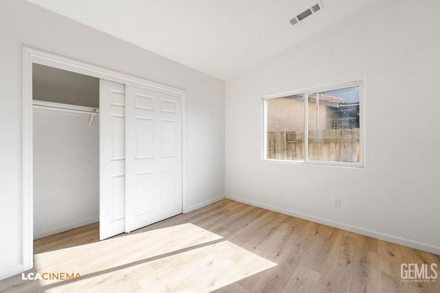 805 Price Street, Mc Farland, CA 93250