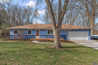 3501 SE Park Lane CT, Topeka, KS 66605