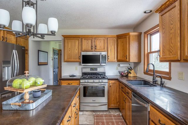 1966 SKY RANCH AVENUE, Oshkosh, WI 54904