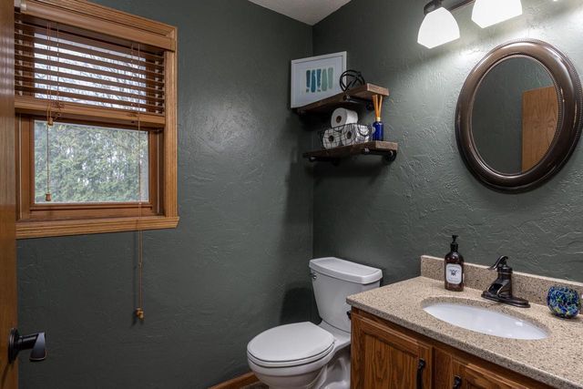 1966 SKY RANCH AVENUE, Oshkosh, WI 54904