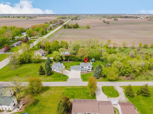 1966 SKY RANCH AVENUE, Oshkosh, WI 54904