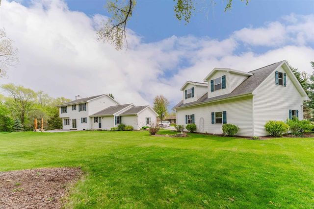 1966 SKY RANCH AVENUE, Oshkosh, WI 54904
