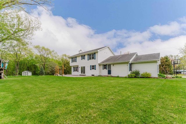 1966 SKY RANCH AVENUE, Oshkosh, WI 54904