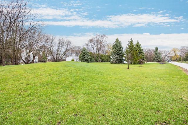 1966 SKY RANCH AVENUE, Oshkosh, WI 54904