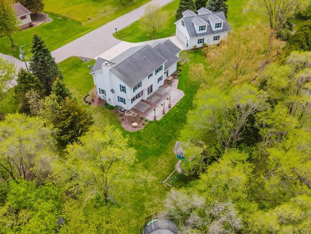 1966 SKY RANCH AVENUE, Oshkosh, WI 54904