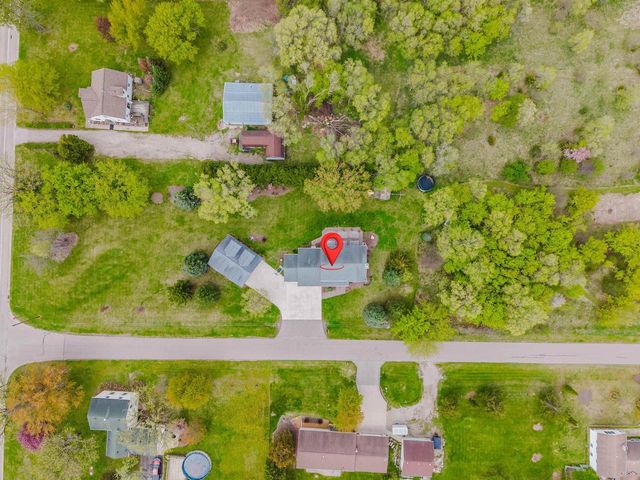 1966 SKY RANCH AVENUE, Oshkosh, WI 54904