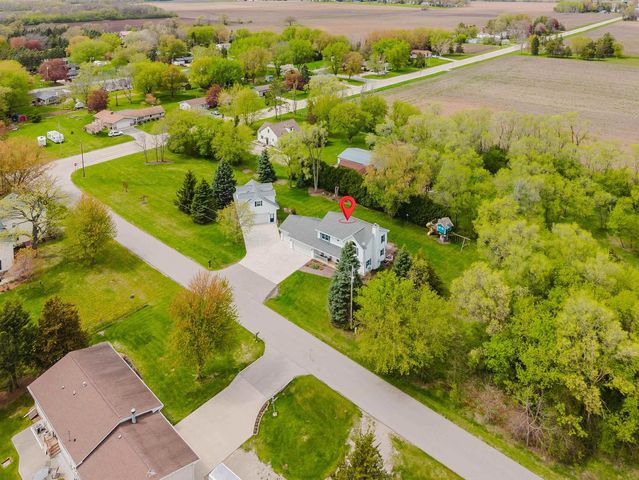 1966 SKY RANCH AVENUE, Oshkosh, WI 54904