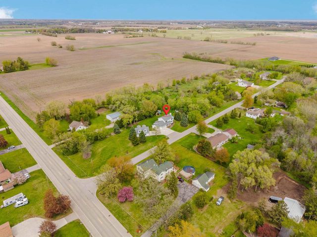 1966 SKY RANCH AVENUE, Oshkosh, WI 54904