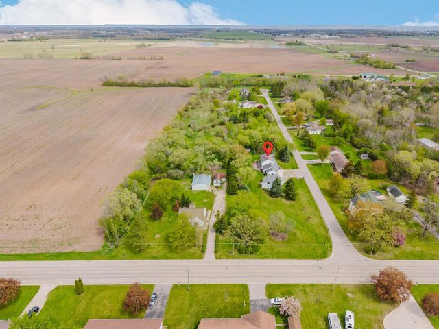 1966 SKY RANCH AVENUE, Oshkosh, WI 54904