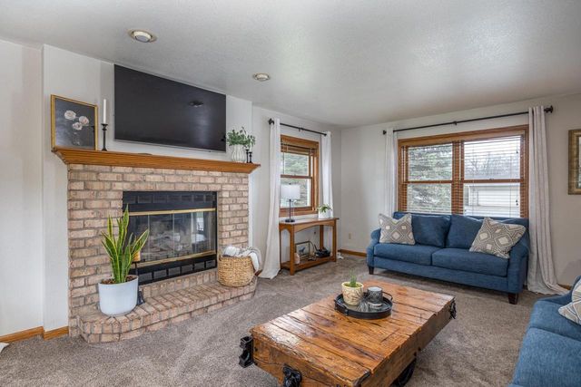 1966 SKY RANCH AVENUE, Oshkosh, WI 54904