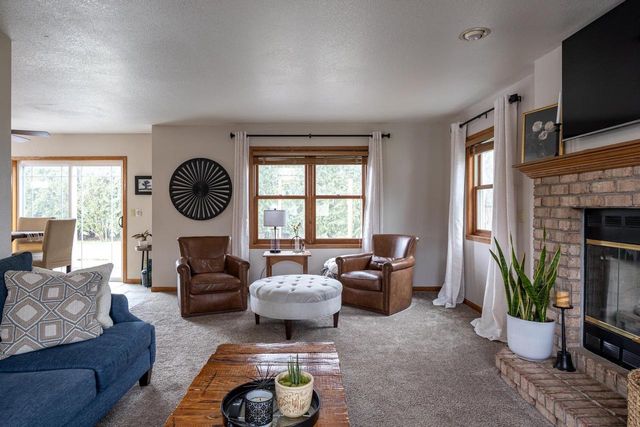 1966 SKY RANCH AVENUE, Oshkosh, WI 54904