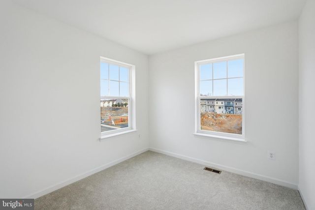 500 FONTANA CIR, Martinsburg, WV 25403