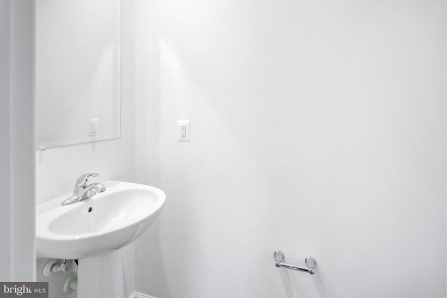 500 FONTANA CIR, Martinsburg, WV 25403