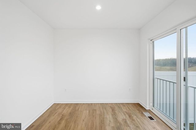 500 FONTANA CIR, Martinsburg, WV 25403