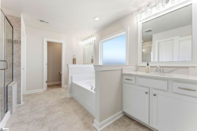 208 Isleview Place, Greer, SC 29651