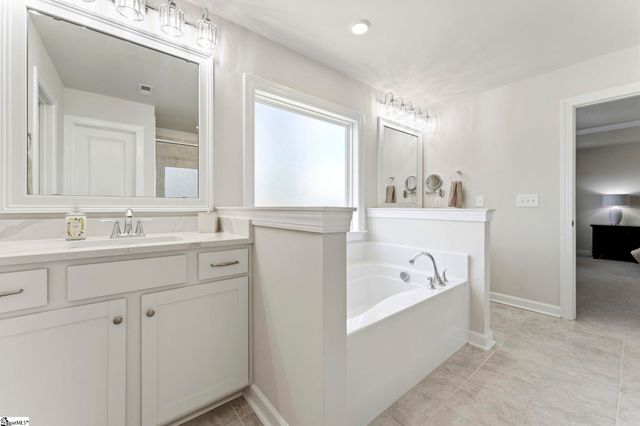208 Isleview Place, Greer, SC 29651