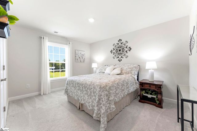 208 Isleview Place, Greer, SC 29651