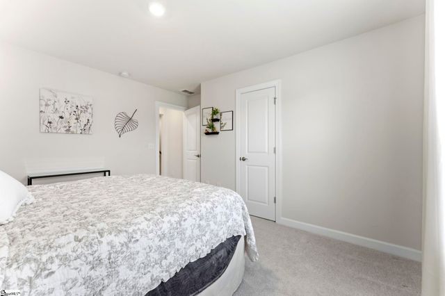 208 Isleview Place, Greer, SC 29651