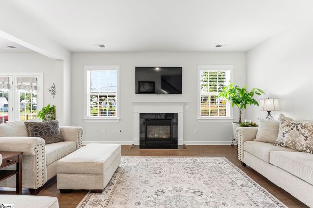 208 Isleview Place, Greer, SC 29651