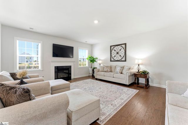 208 Isleview Place, Greer, SC 29651