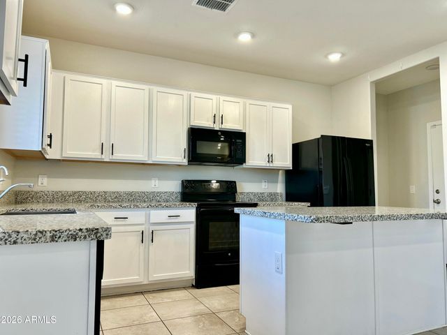 4064 W COLES Road, Laveen, AZ 85339