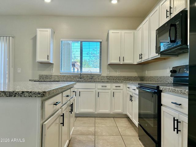 4064 W COLES Road, Laveen, AZ 85339