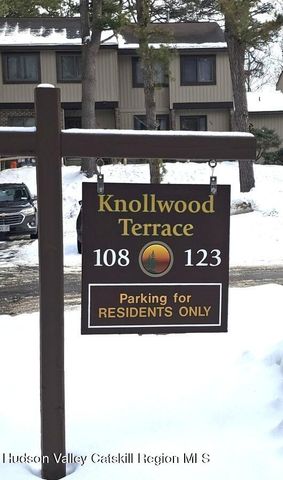 109 Knollwood Terrace, Albany, NY 12203