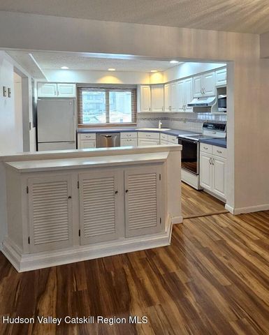 109 Knollwood Terrace, Albany, NY 12203