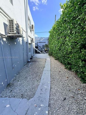 548 NW 30th Street 2, Miami, FL 33127