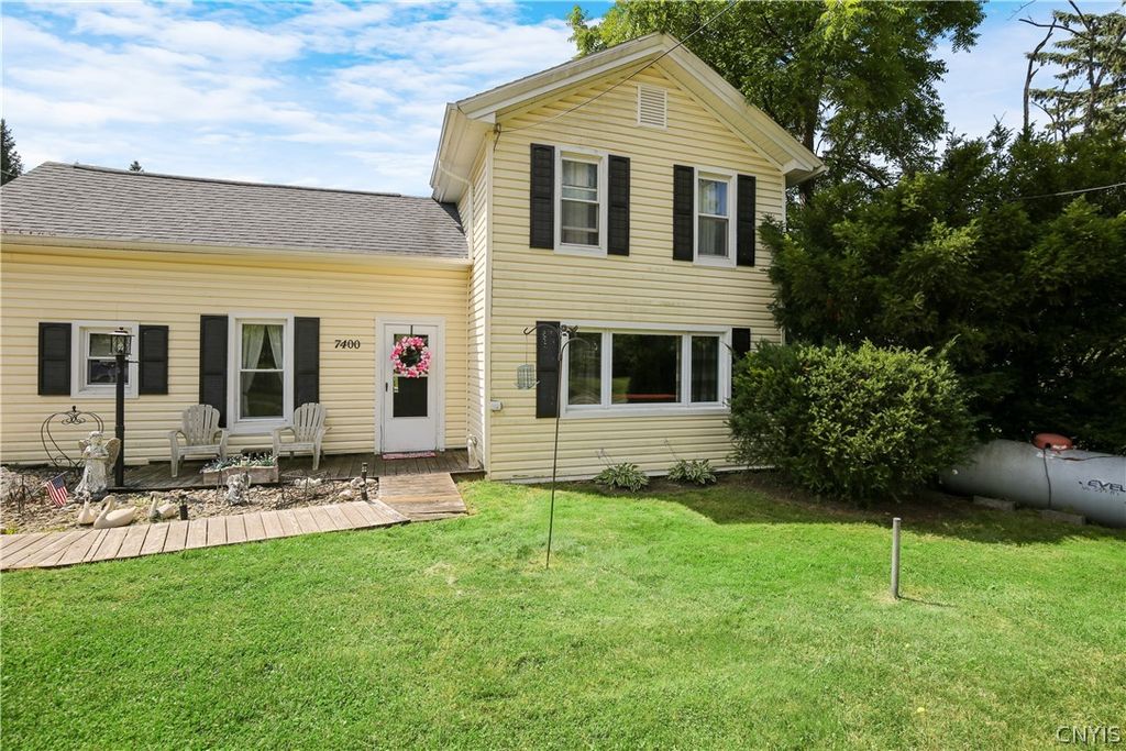 7400 Cherry Street, Pompey, NY 13138