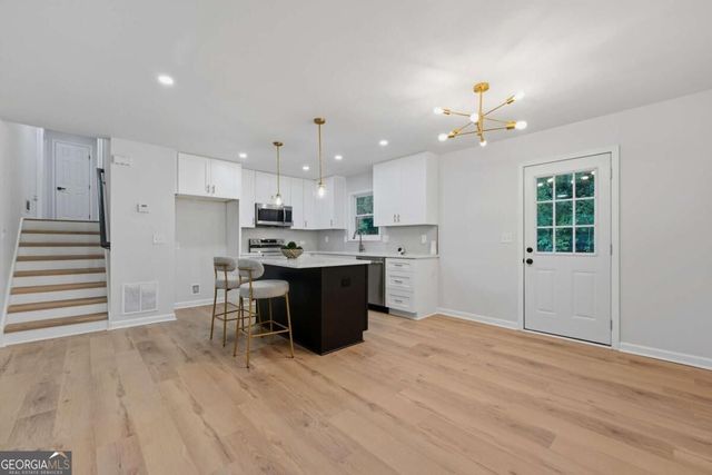773 Sheppard Cove, Stone Mountain, GA 30083