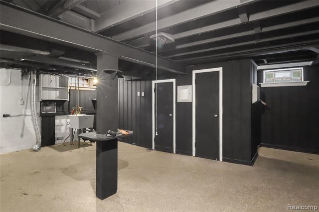 11557 Rossiter Street, Detroit, MI 48224