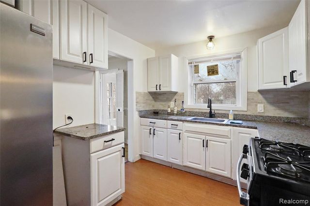 11557 Rossiter Street, Detroit, MI 48224