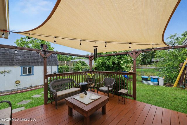 2215 Popps Ferry Road, Biloxi, MS 39532