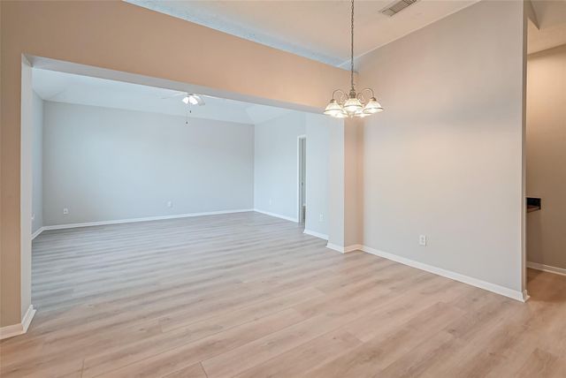 717 Cedarwood, Friendswood, TX 77546