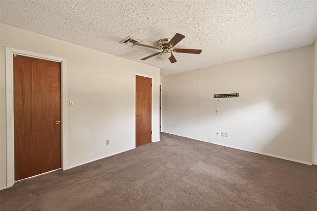 408 Mahan Street, Wharton, TX 77488