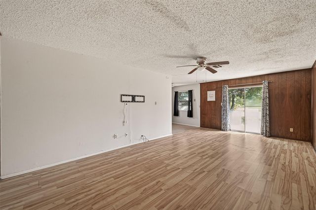 408 Mahan Street, Wharton, TX 77488