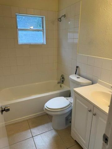 4911 Gulfstream Road, Lake Worth, FL 33460