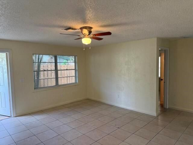 4911 Gulfstream Road, Lake Worth, FL 33460