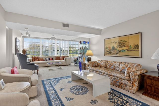 4091 Cypress Reach Court 302, Pompano Beach, FL 33069