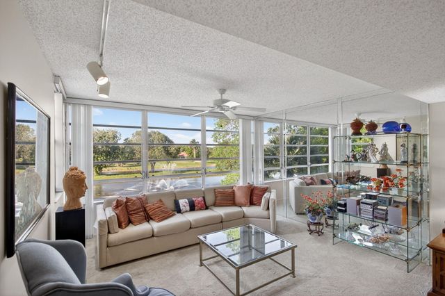 4091 Cypress Reach Court 302, Pompano Beach, FL 33069