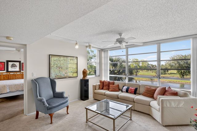 4091 Cypress Reach Court 302, Pompano Beach, FL 33069