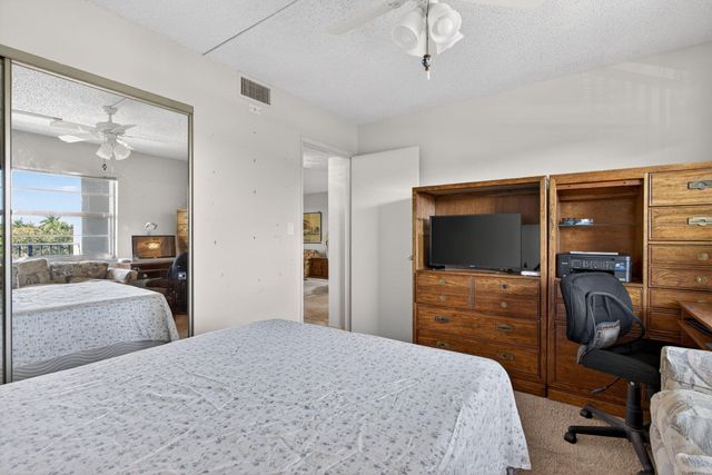 4091 Cypress Reach Court 302, Pompano Beach, FL 33069