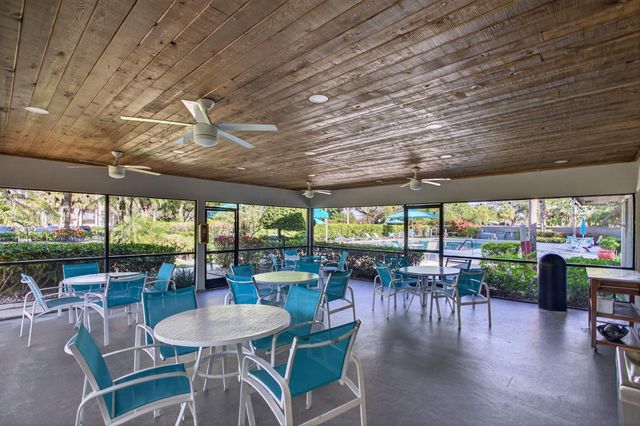 4091 Cypress Reach Court 302, Pompano Beach, FL 33069