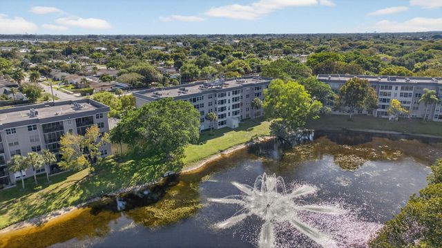 4091 Cypress Reach Court 302, Pompano Beach, FL 33069