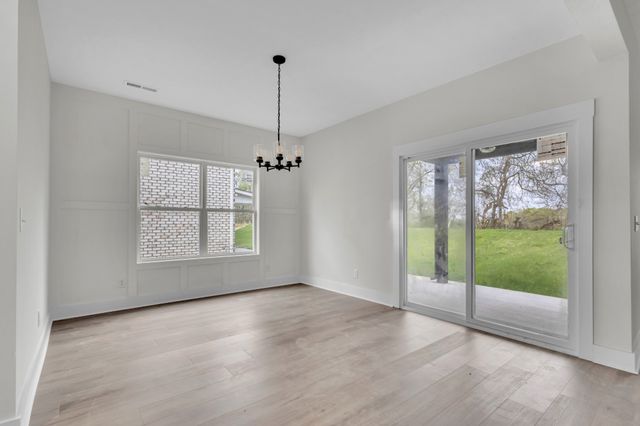 435 Blue Ridge Ct, Clarksville, TN 37043