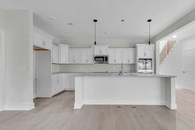 435 Blue Ridge Ct, Clarksville, TN 37043