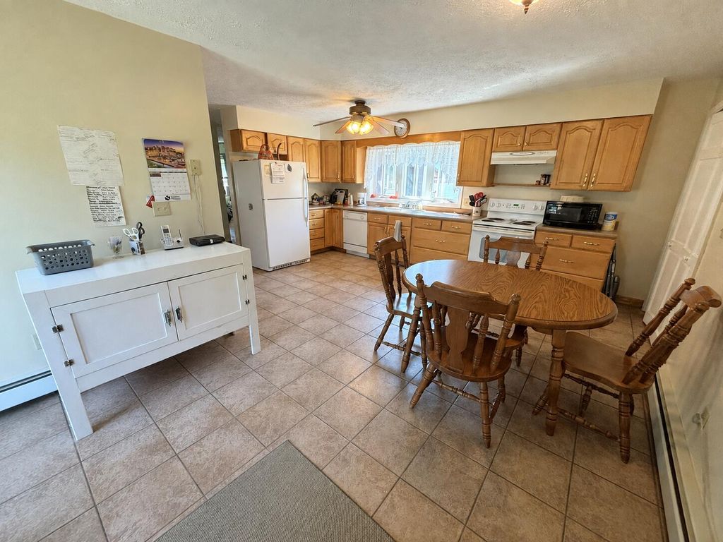 49 Hemlock Street, Sabattus, ME 04280 — photo 5