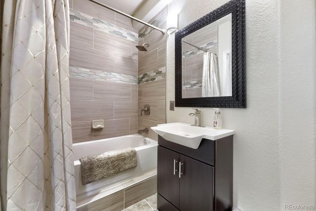 24471 E Alamo Drive, Aurora, CO 80016